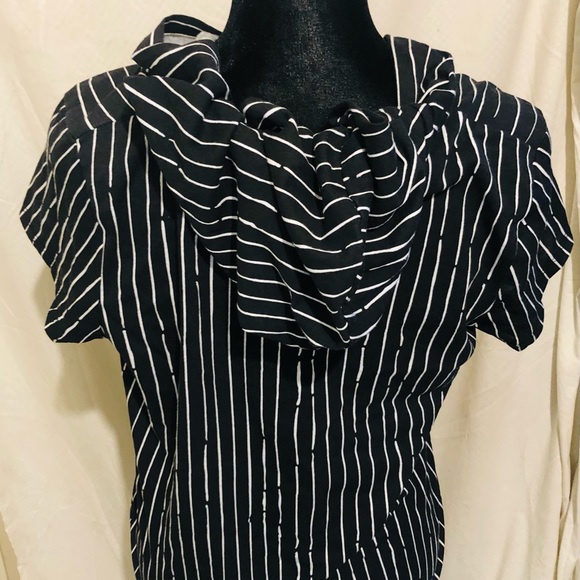 Nightmare before Christmas tee with hood - Picture 2 of 3